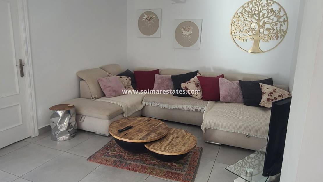 Chalet de 4 habitaciones en Los Balcones en venta con piscina - 535.000 € (Ref: 9462672)