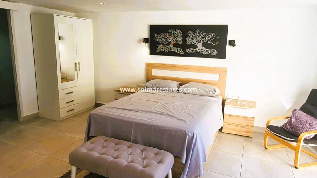 Chalet de 4 habitaciones en Los Balcones en venta con piscina - 535.000 € (Ref: 9462672)