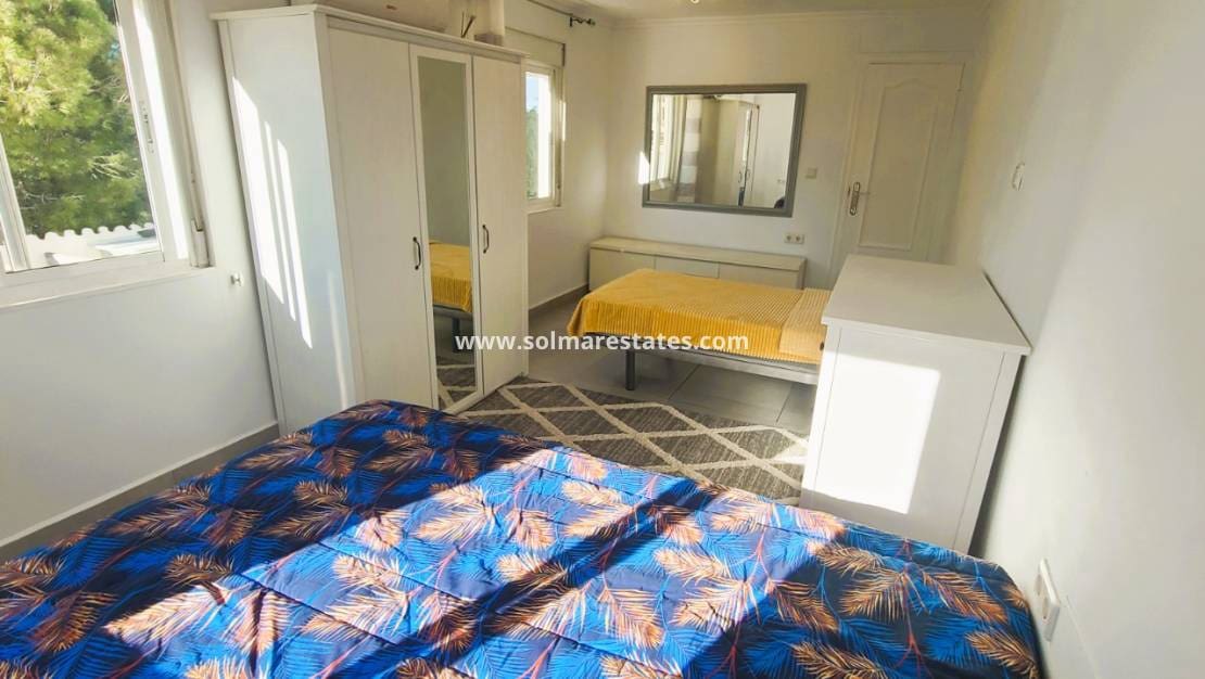 Chalet de 4 habitaciones en Los Balcones en venta con piscina - 535.000 € (Ref: 9462672)