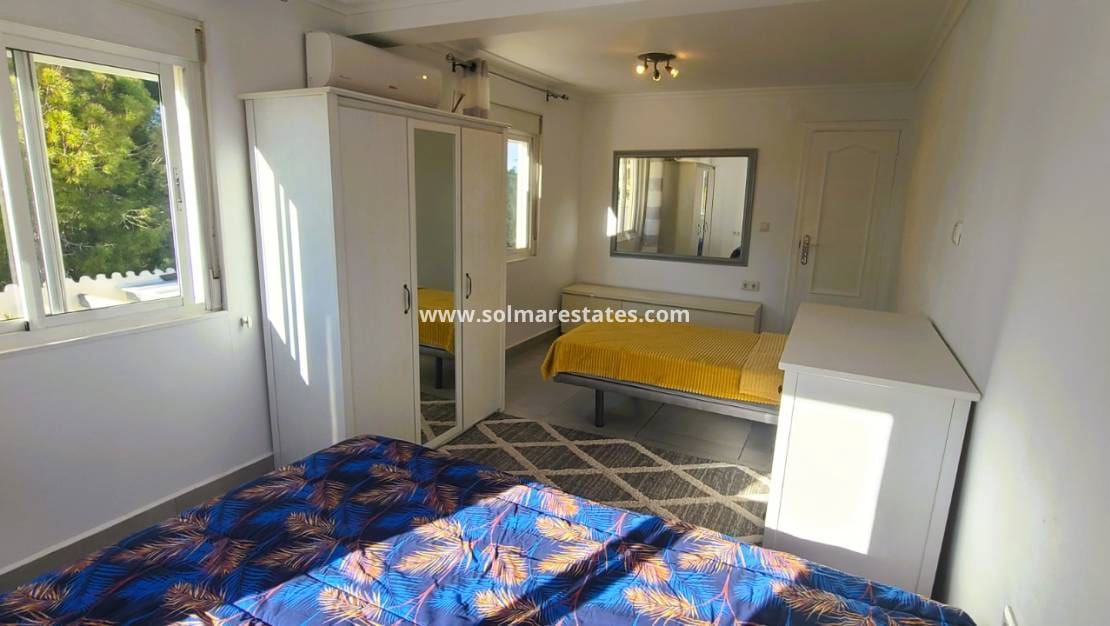 Chalet de 4 habitaciones en Los Balcones en venta con piscina - 535.000 € (Ref: 9462672)