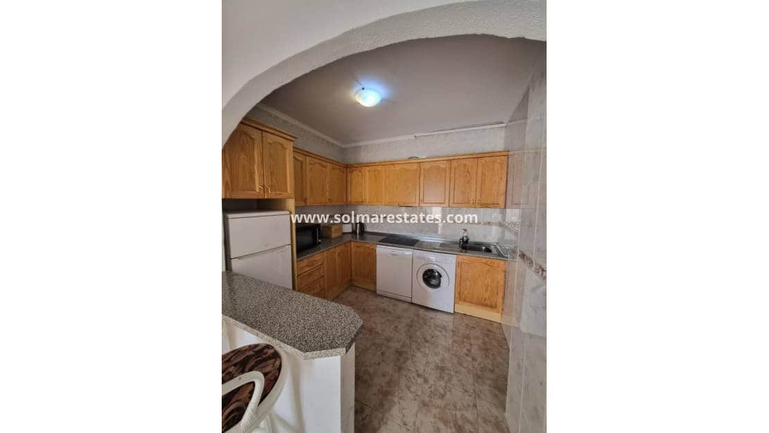Casa de 5 habitaciones en Playa Flamenca en venta con piscina - 278.000 € (Ref: 9462673)