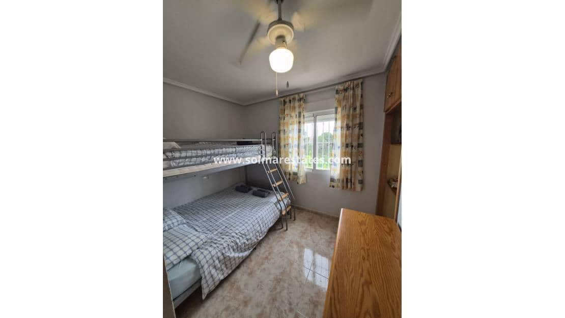 Casa de 5 habitaciones en Playa Flamenca en venta con piscina - 278.000 € (Ref: 9462673)