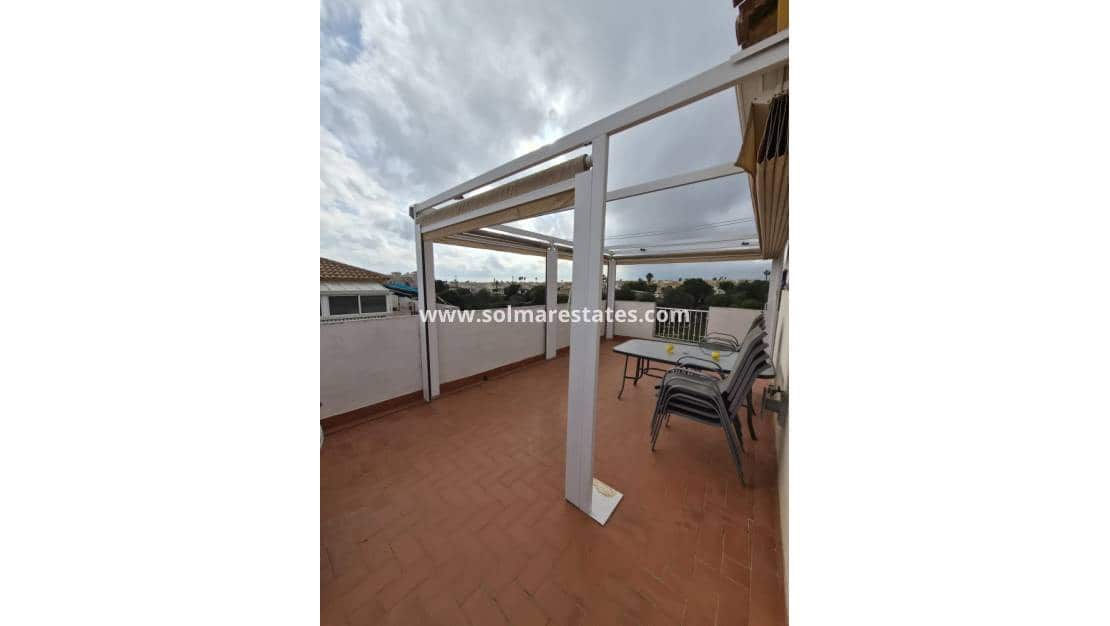 Casa de 5 habitaciones en Playa Flamenca en venta con piscina - 278.000 € (Ref: 9462673)