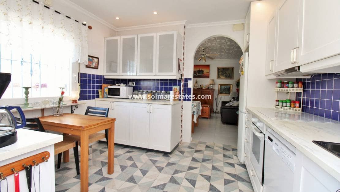 2 makuuhuone Huvila myytävänä paikassa La Siesta mukana uima-altaan - 279 000 € (Ref: 9462792)