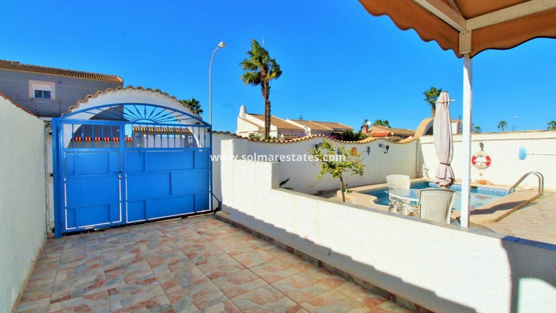 2 makuuhuone Huvila myytävänä paikassa La Siesta mukana uima-altaan - 279 000 € (Ref: 9462792)