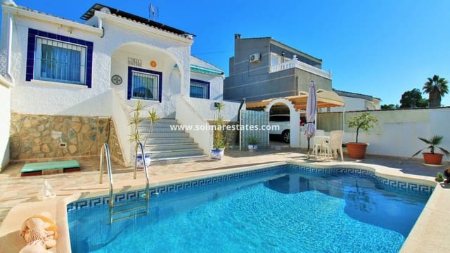 2 makuuhuone Huvila myytävänä paikassa La Siesta, Torrevieja mukana uima-altaan - 279 000 € (Ref: 9462792)