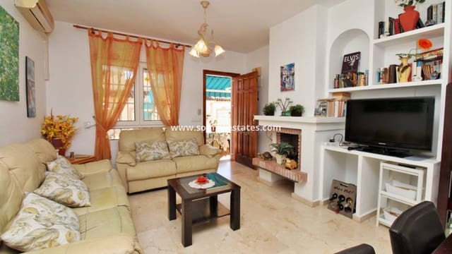 Apartamento de 2 habitaciones en Playa Flamenca, Orihuela en venta con piscina - 199.000 € (Ref: 9462793)