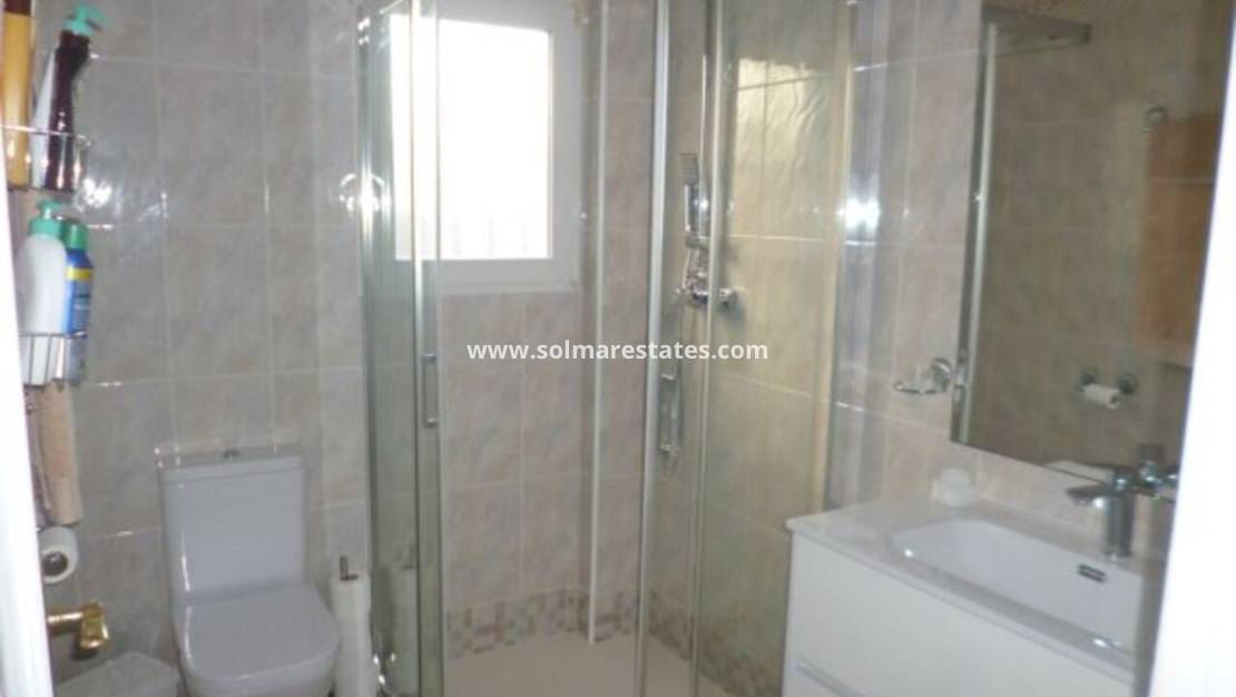 3 chambre Villa/Maison à vendre à Playa Flamenca avec piscine - 389 000 € (Ref: 9462794)