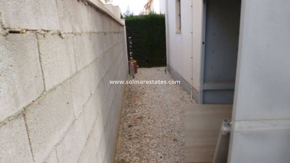 3 chambre Villa/Maison à vendre à Playa Flamenca avec piscine - 389 000 € (Ref: 9462794)