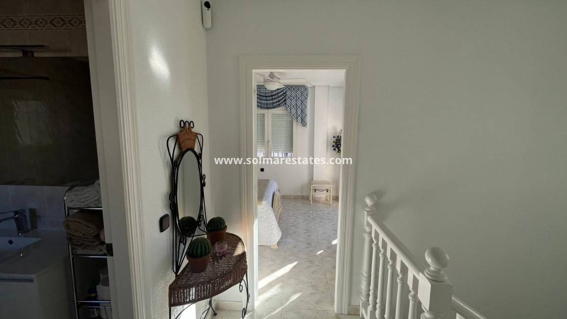 3 bedroom Villa for sale in Playa Flamenca with pool - € 389,000 (Ref: 9462794)