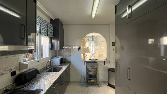 3 bedroom Villa for sale in Playa Flamenca, Orihuela with pool - € 389,000 (Ref: 9462794)