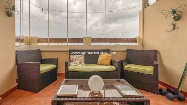 Apartamento de 2 habitaciones en Playa Flamenca, Orihuela en venta con piscina - 165.000 € (Ref: 9465048)