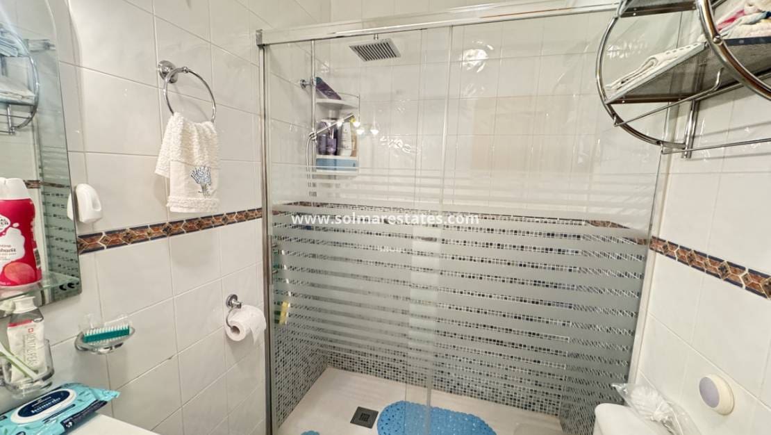 2 bedroom Apartment for sale in La Florida with pool - € 129,995 (Ref: 9469904)