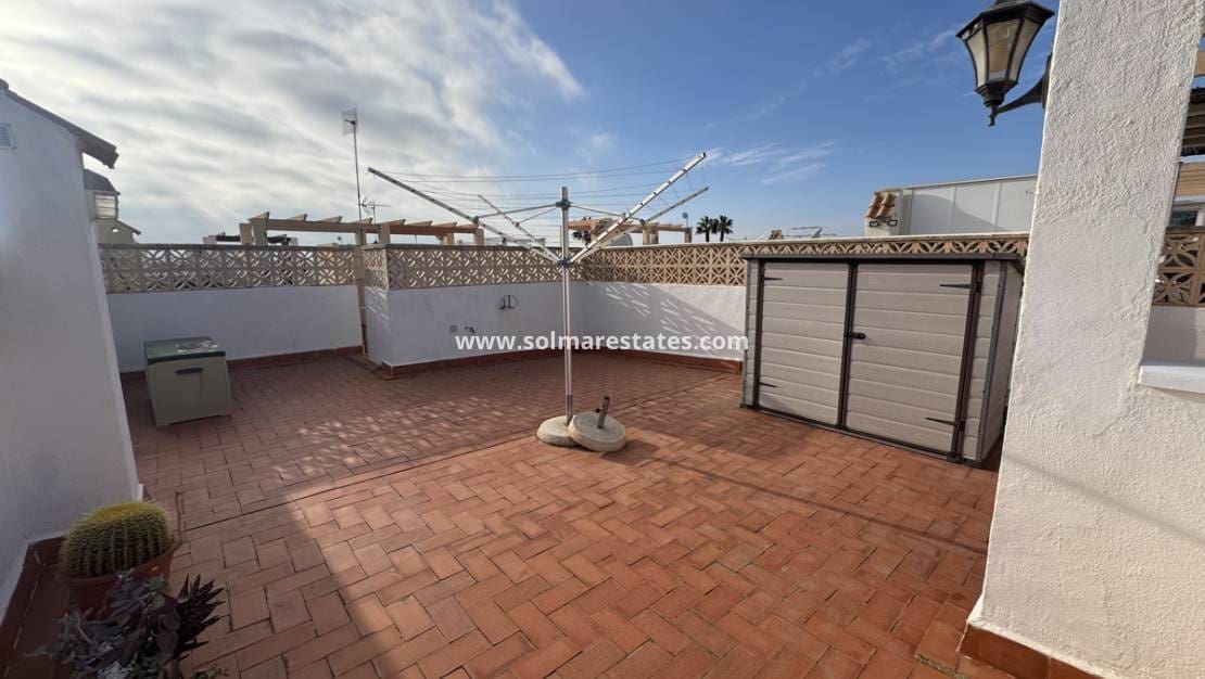2 bedroom Apartment for sale in La Florida with pool - € 129,995 (Ref: 9469904)