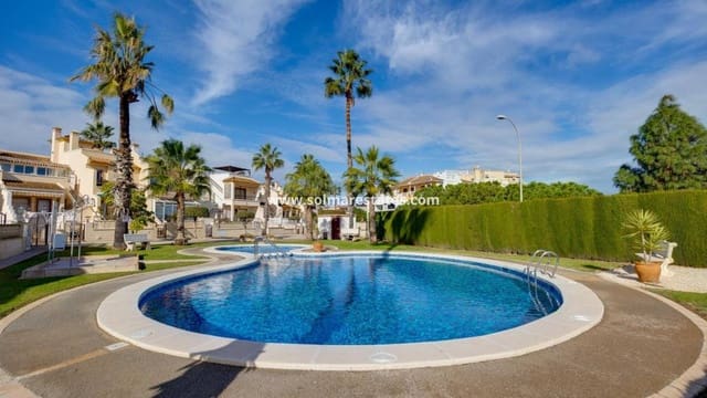 3 chambre Maison de Ville à vendre à Playa Flamenca, Orihuela avec piscine - 239 500 € (Ref: 9469906)
