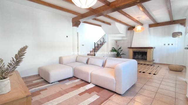 3 chambre Villa/Maison à vendre à Villamartin, Orihuela avec piscine - 399 900 € (Ref: 9471268)