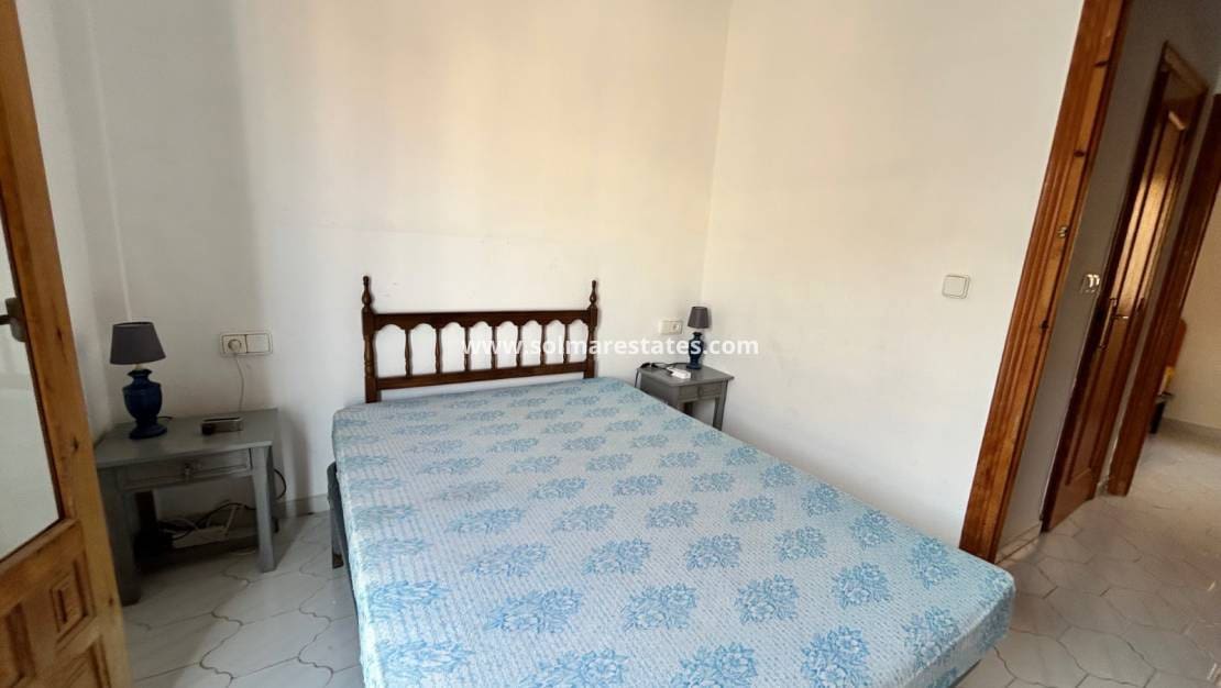 2 slaapkamer Huis te koop in El Chaparral met zwembad - € 149.999 (Ref: 9473210)