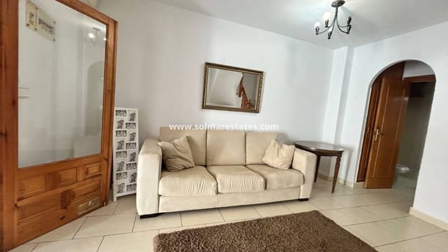 2 makuuhuone Omakotitalo myytävänä paikassa El Chaparral, Torrevieja mukana uima-altaan - 149 999 € (Ref: 9473210)