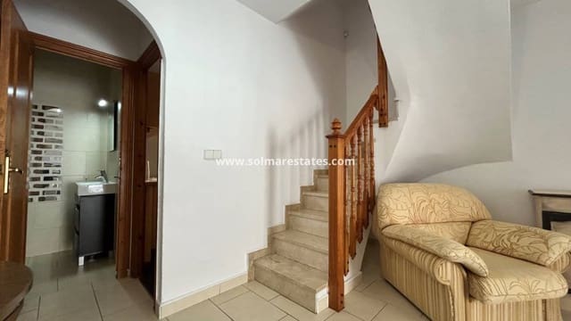 2 makuuhuone Omakotitalo myytävänä paikassa El Chaparral, Torrevieja mukana uima-altaan - 149 999 € (Ref: 9473210)