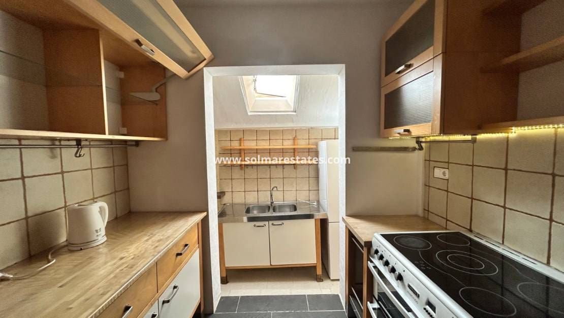 2 slaapkamer Huis te koop in El Chaparral met zwembad - € 149.999 (Ref: 9473210)