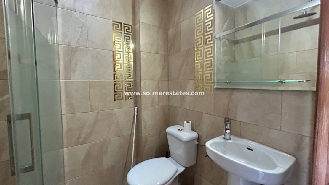 2 slaapkamer Huis te koop in El Chaparral met zwembad - € 149.999 (Ref: 9473210)