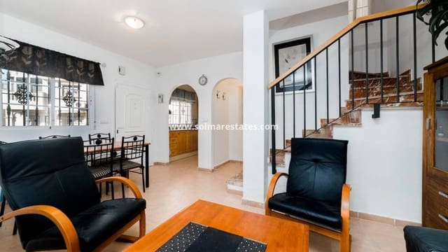 2 sovrum Hus till salu i Villamartin, Orihuela med pool - 149 000 € (Ref: 9473211)