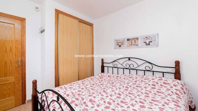 2 sovrum Hus till salu i Villamartin, Orihuela med pool - 149 000 € (Ref: 9473211)