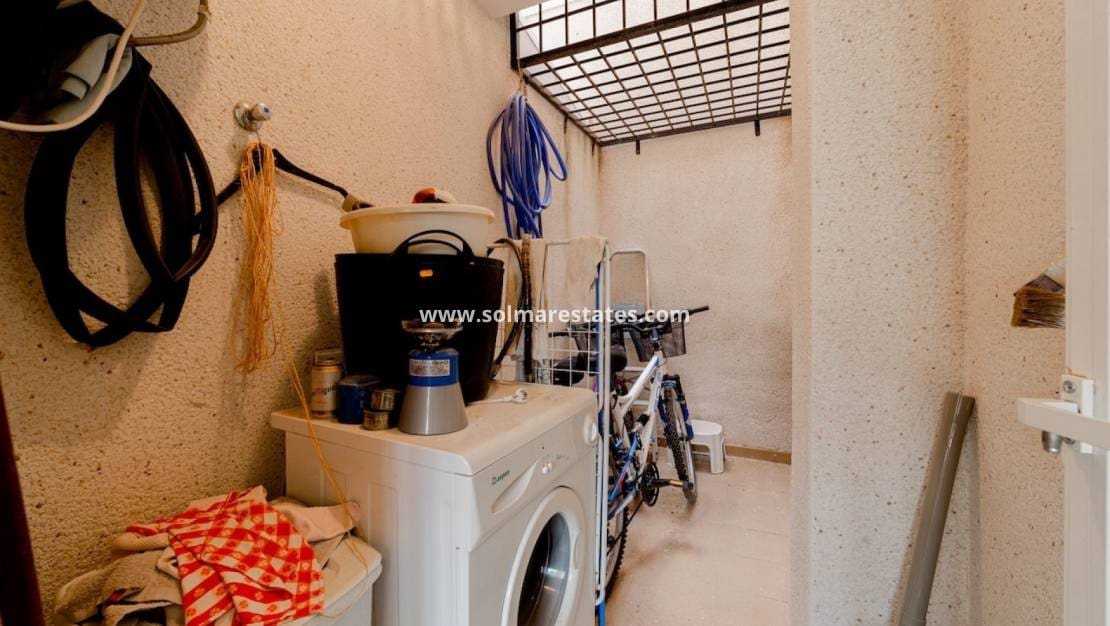 2 sovrum Hus till salu i Villamartin med pool - 149 000 € (Ref: 9473211)