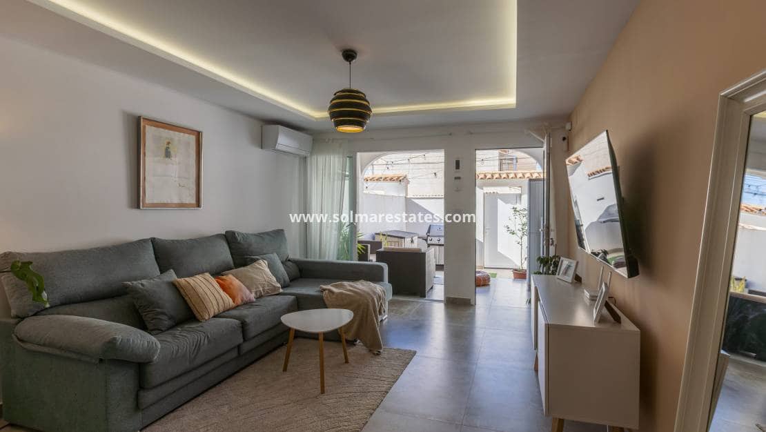 3 chambre Maison de Ville à vendre à Aguas Nuevas avec piscine - 205 000 € (Ref: 9473415)
