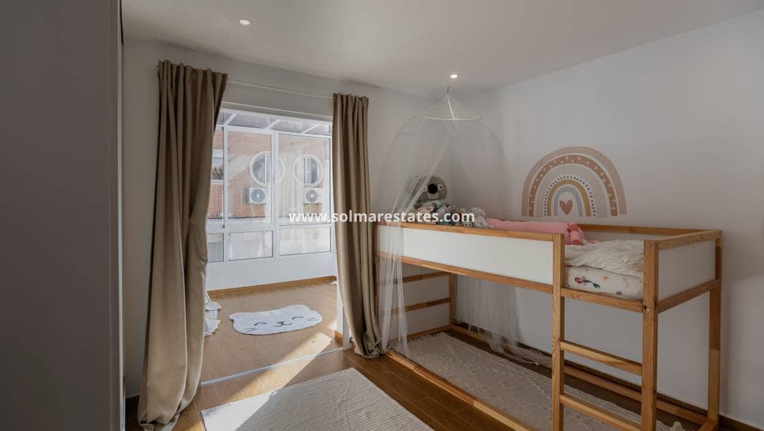 3 chambre Maison de Ville à vendre à Aguas Nuevas avec piscine - 205 000 € (Ref: 9473415)