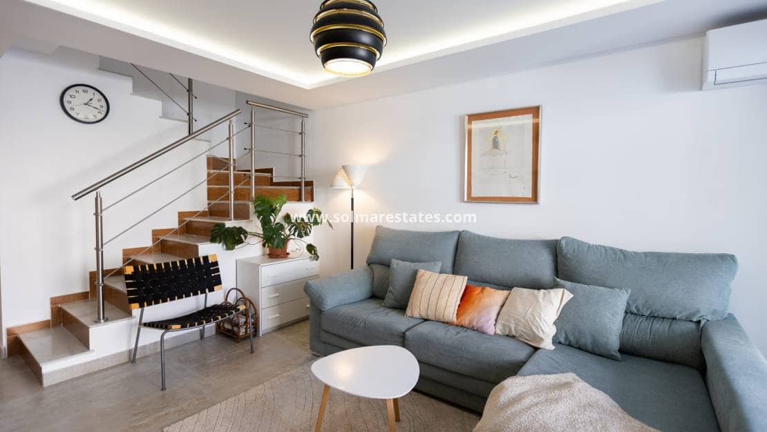 3 chambre Maison de Ville à vendre à Aguas Nuevas avec piscine - 205 000 € (Ref: 9473415)