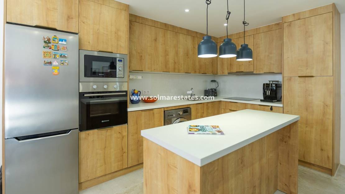 3 chambre Maison de Ville à vendre à Aguas Nuevas avec piscine - 205 000 € (Ref: 9473415)