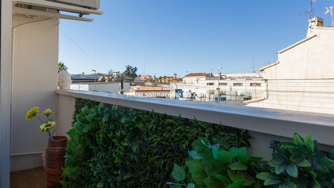 3 chambre Maison de Ville à vendre à Aguas Nuevas avec piscine - 205 000 € (Ref: 9473415)