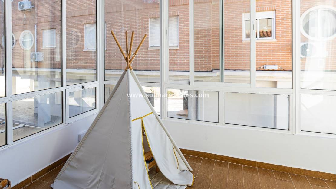 3 chambre Maison de Ville à vendre à Aguas Nuevas avec piscine - 205 000 € (Ref: 9473415)