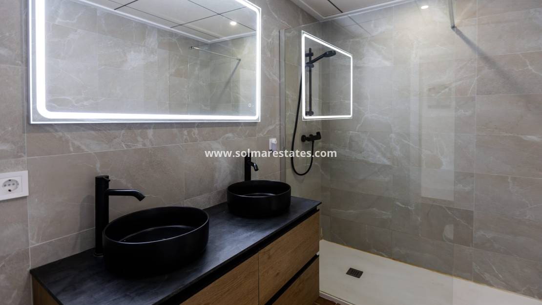 3 chambre Maison de Ville à vendre à Aguas Nuevas avec piscine - 205 000 € (Ref: 9473415)