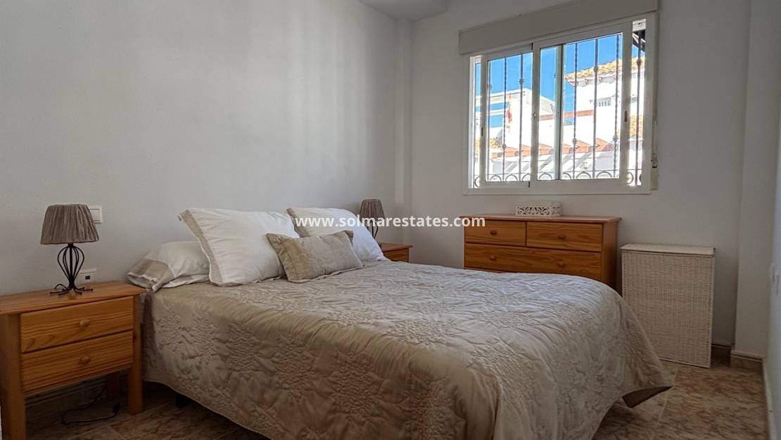 2 slaapkamer Appartement te koop in Orihuela Costa met zwembad - € 169.950 (Ref: 9475569)