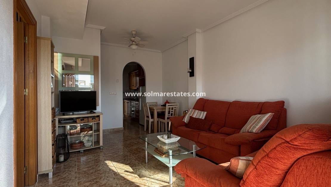 2 slaapkamer Appartement te koop in Orihuela Costa met zwembad - € 169.950 (Ref: 9475569)
