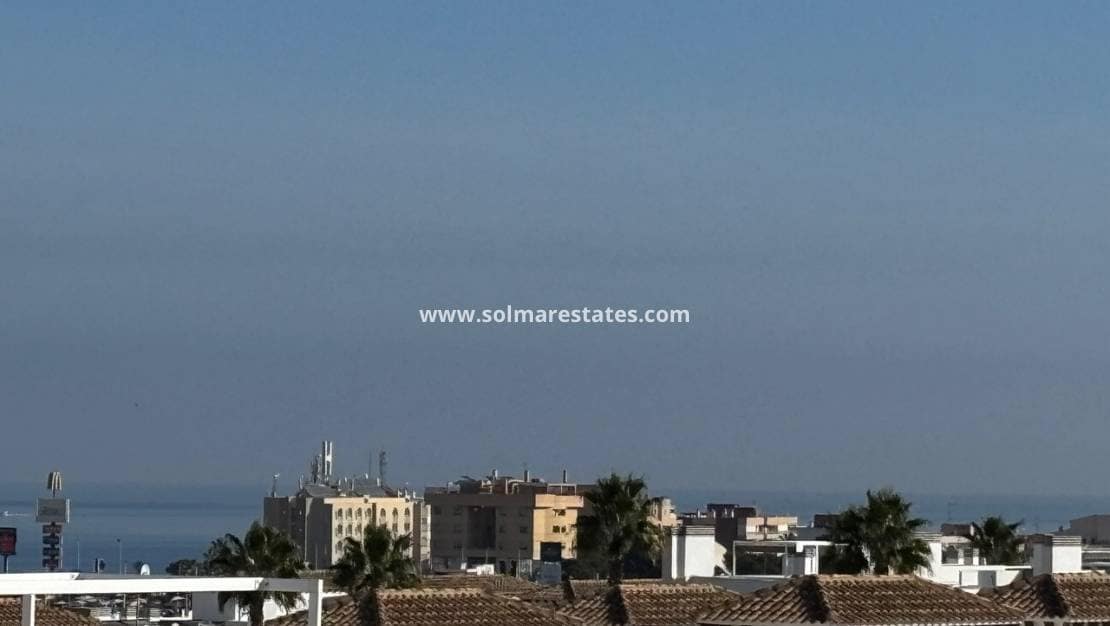 2 slaapkamer Appartement te koop in Orihuela Costa met zwembad - € 169.950 (Ref: 9475569)