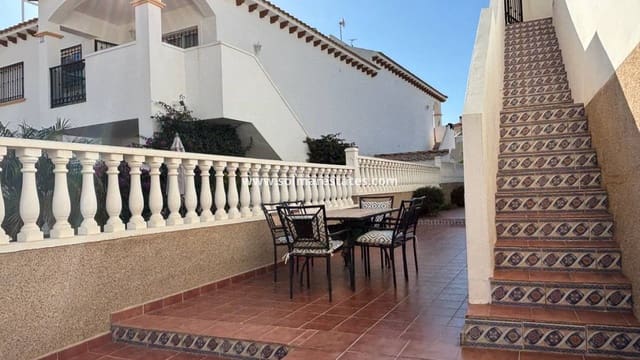 2 slaapkamer Appartement te koop in Punta Prima, Orihuela met zwembad - € 169.950 (Ref: 9475569)