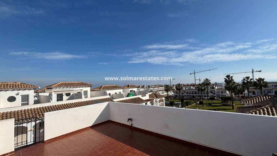 2 slaapkamer Appartement te koop in Orihuela Costa met zwembad - € 169.950 (Ref: 9475569)
