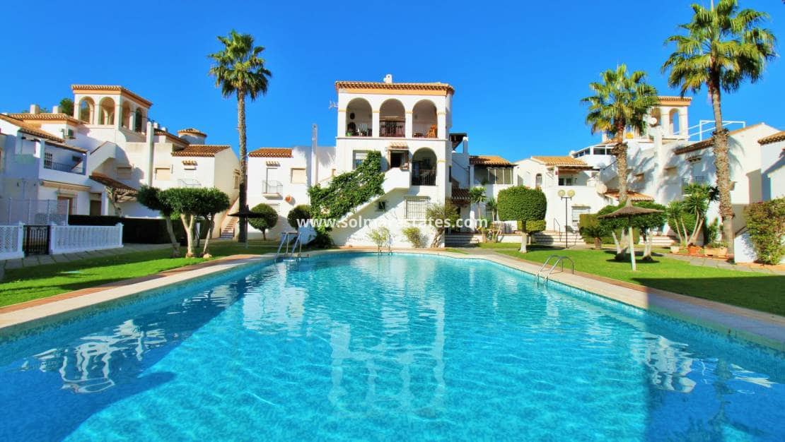3 soveværelse Lejlighed til salg i Playa Flamenca med swimmingpool - € 269.000 (Ref: 9479347)