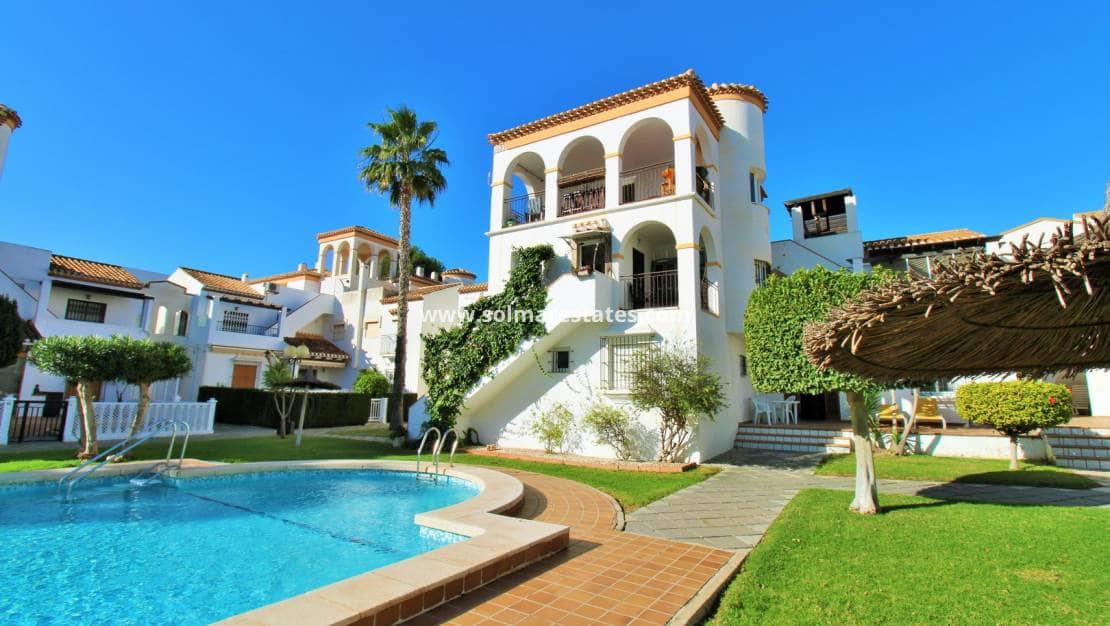 3 soveværelse Lejlighed til salg i Playa Flamenca med swimmingpool - € 269.000 (Ref: 9479347)