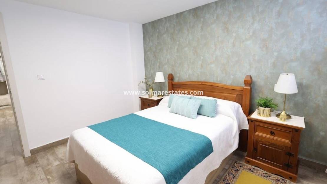 4 bedroom Villa for sale in Villamartin with pool - € 435,000 (Ref: 9483925)