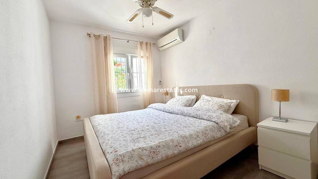 3 bedroom Townhouse for sale in Villamartin with pool - € 319,000 (Ref: 9483930)