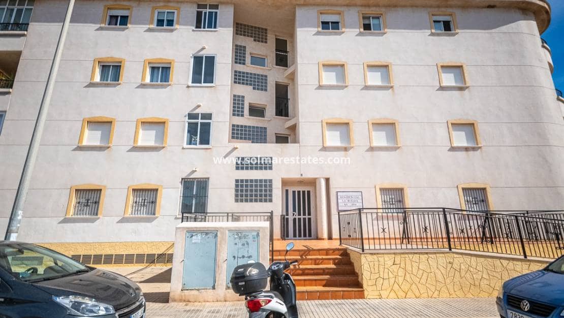 2 bedroom Apartment for sale in Playa Flamenca with pool - € 140,000 (Ref: 9484058)