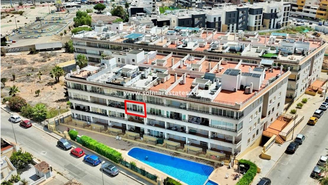 2 soverom Leilighet til salgs i Playa Flamenca med svømmebasseng - € 146 000 (Ref: 9485362)