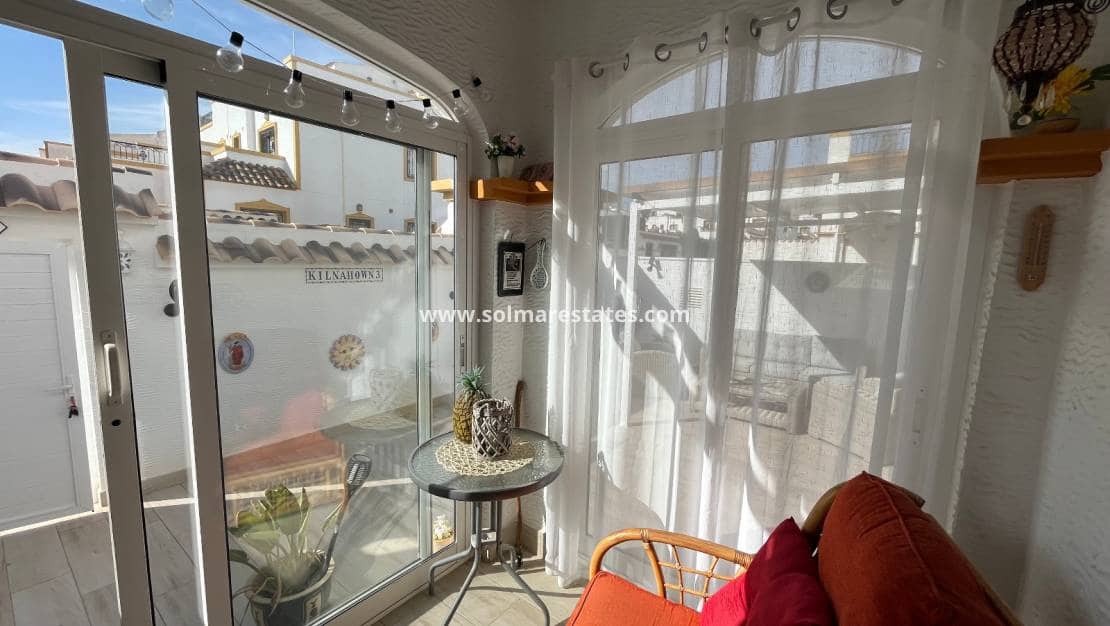 Casa de 3 habitaciones en Los Montesinos en venta con piscina - 180.000 € (Ref: 9486493)