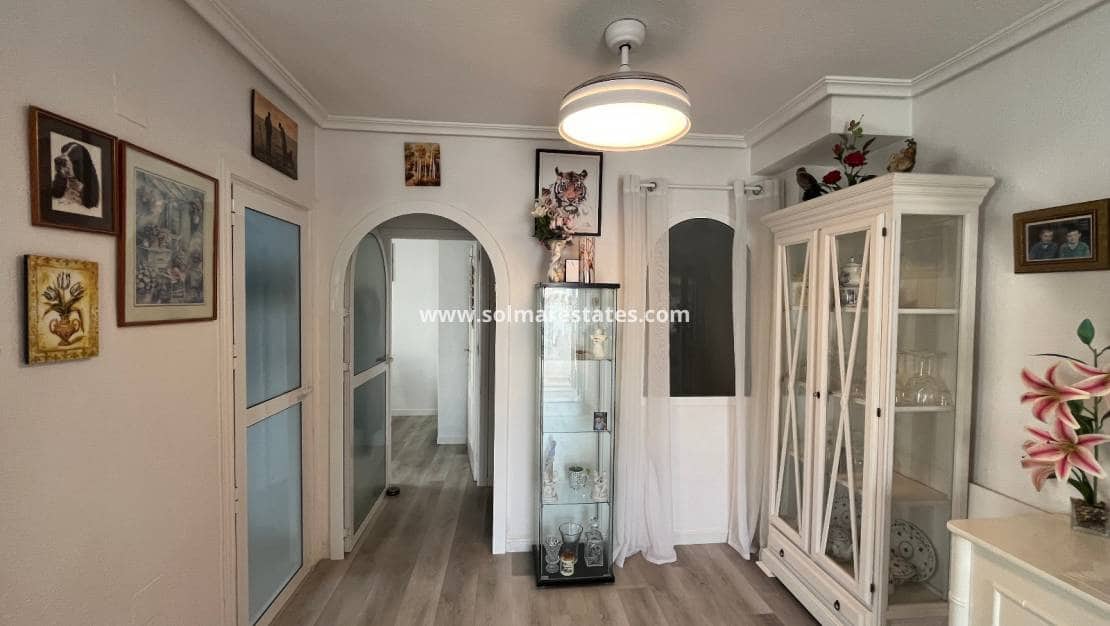 Casa de 3 habitaciones en Los Montesinos en venta con piscina - 180.000 € (Ref: 9486493)