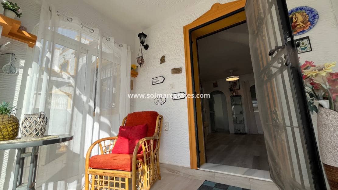 Casa de 3 habitaciones en Los Montesinos en venta con piscina - 180.000 € (Ref: 9486493)