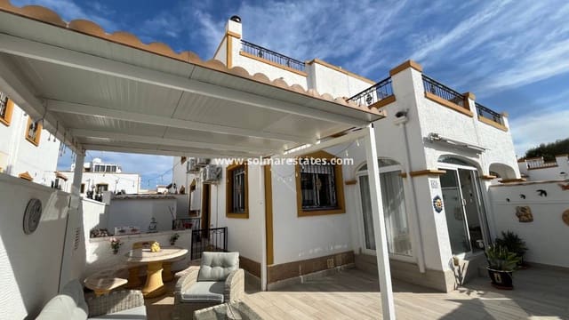 Casa de 3 habitaciones en Los Montesinos en venta con piscina - 180.000 € (Ref: 9486493)